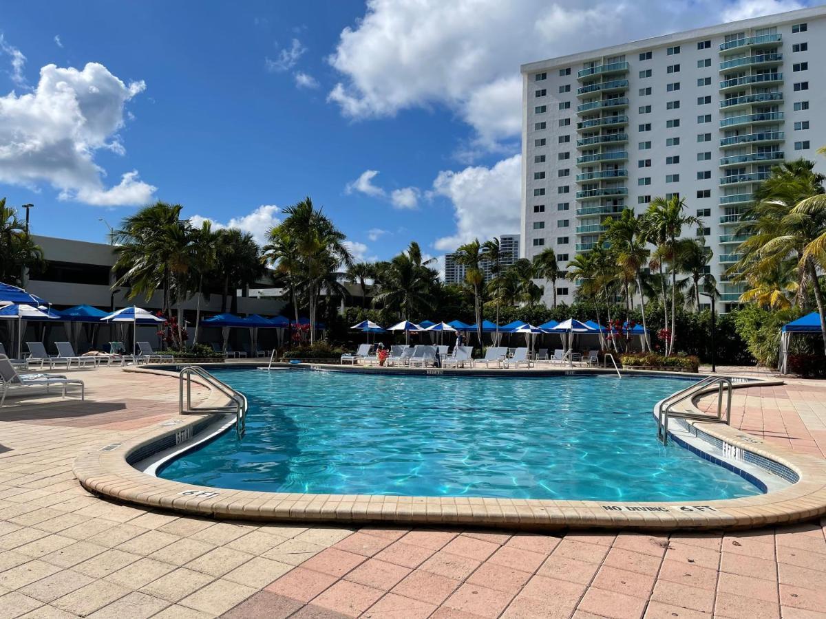 Sunny Isles Comfor Apartments Ocean Reserve ไมอามีบีช ภายนอก รูปภาพ